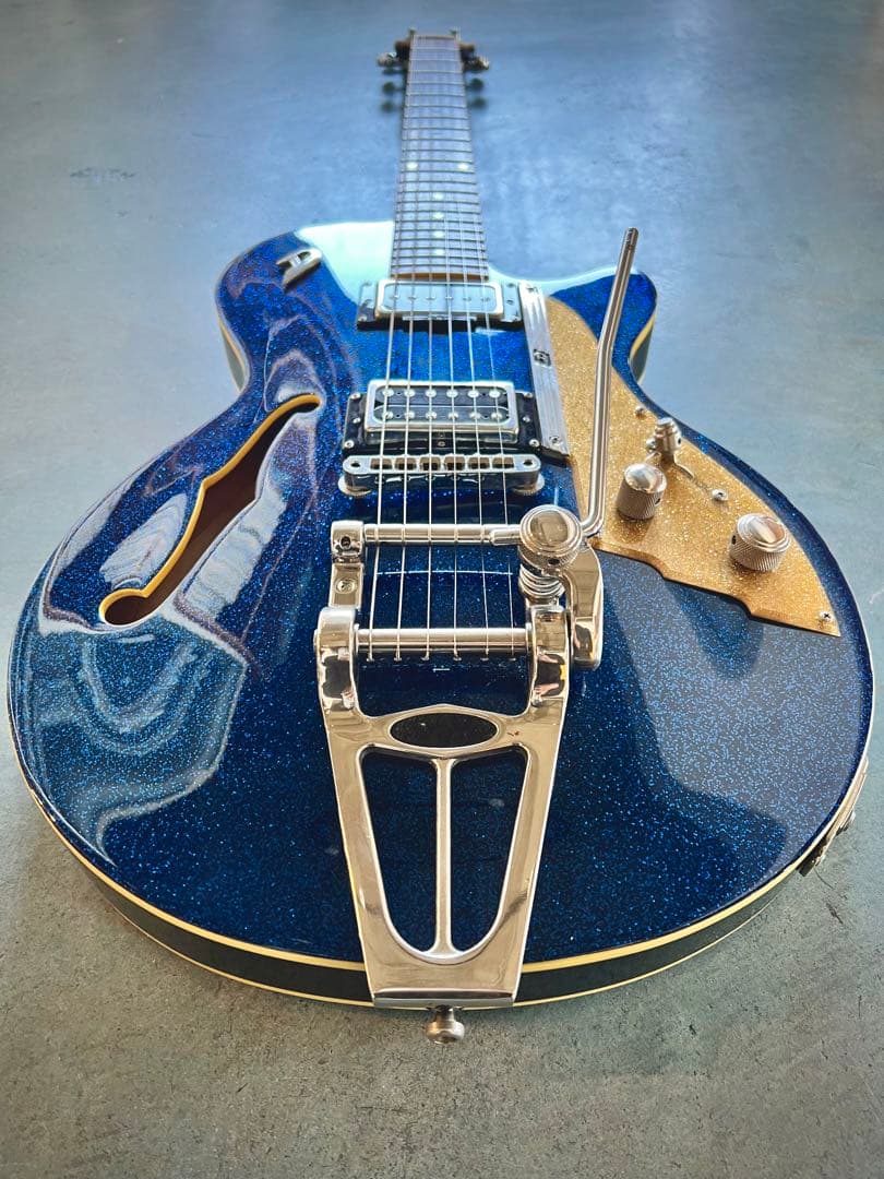 Duesenberg Starplayer TV Blue Sparkle - メルカリ