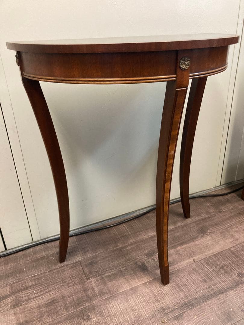 Bevan Funnell Reprodux 半円コンソールテーブル