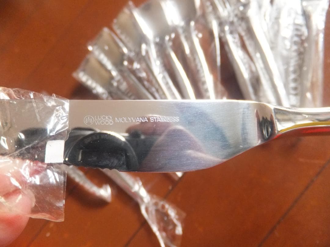 LUCKYWOODラッキーウッドの18−12のカトラリー２２本