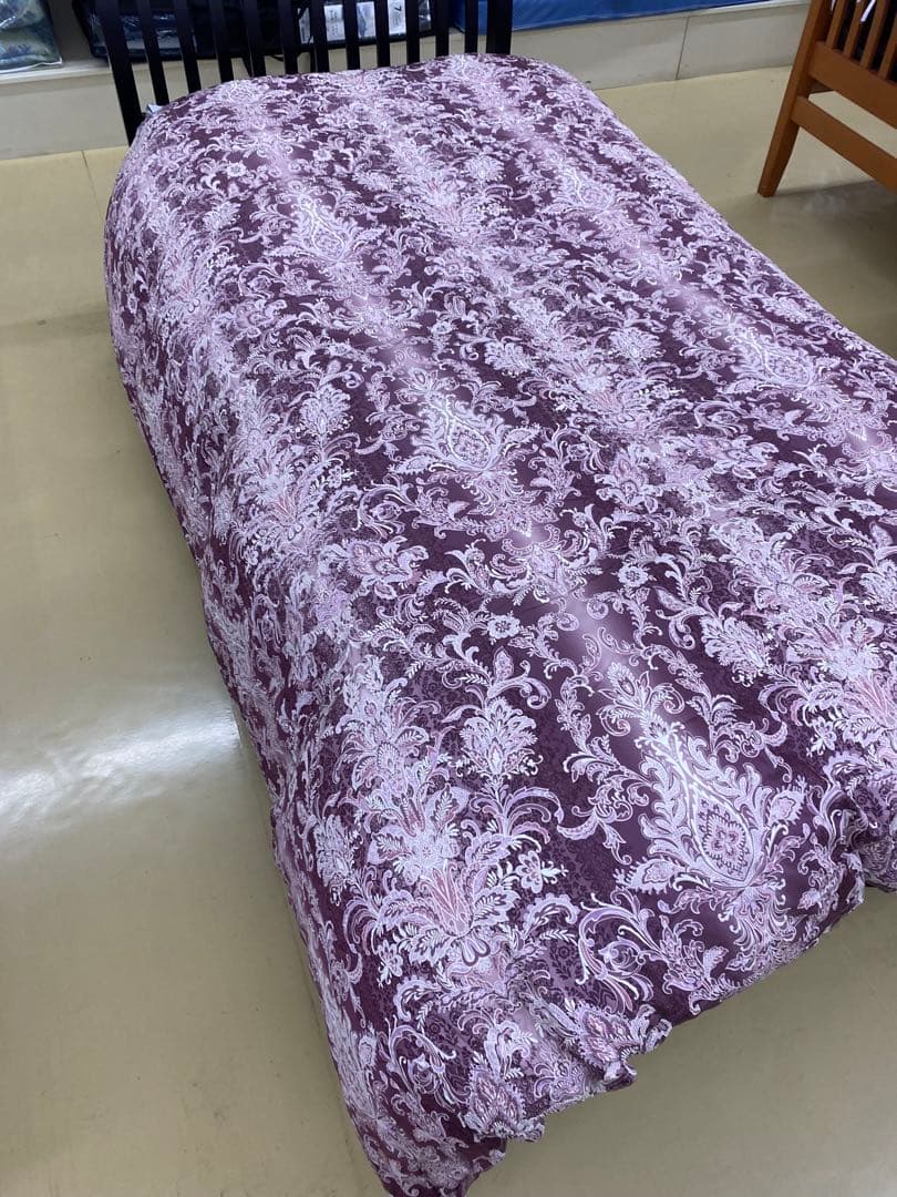 ダブルサイズ　西川　羽毛掛け布団・産ホワイトグースダウン９０%