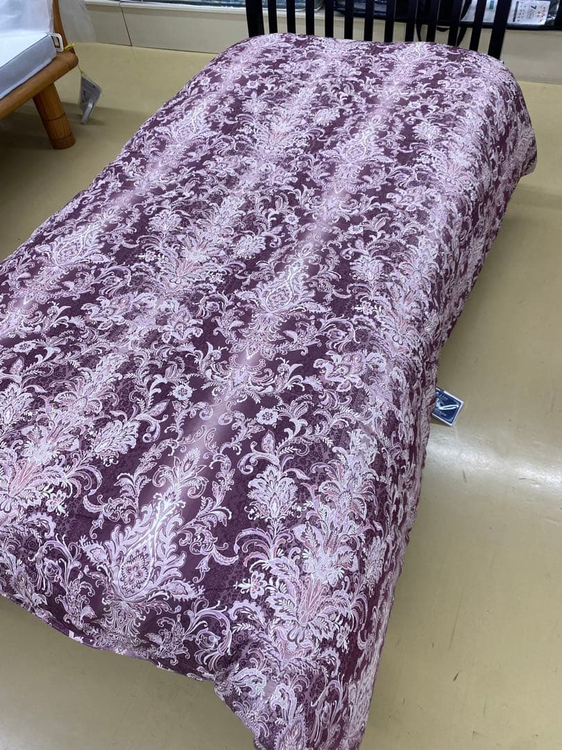 ダブルサイズ　西川　羽毛掛け布団・産ホワイトグースダウン９０%