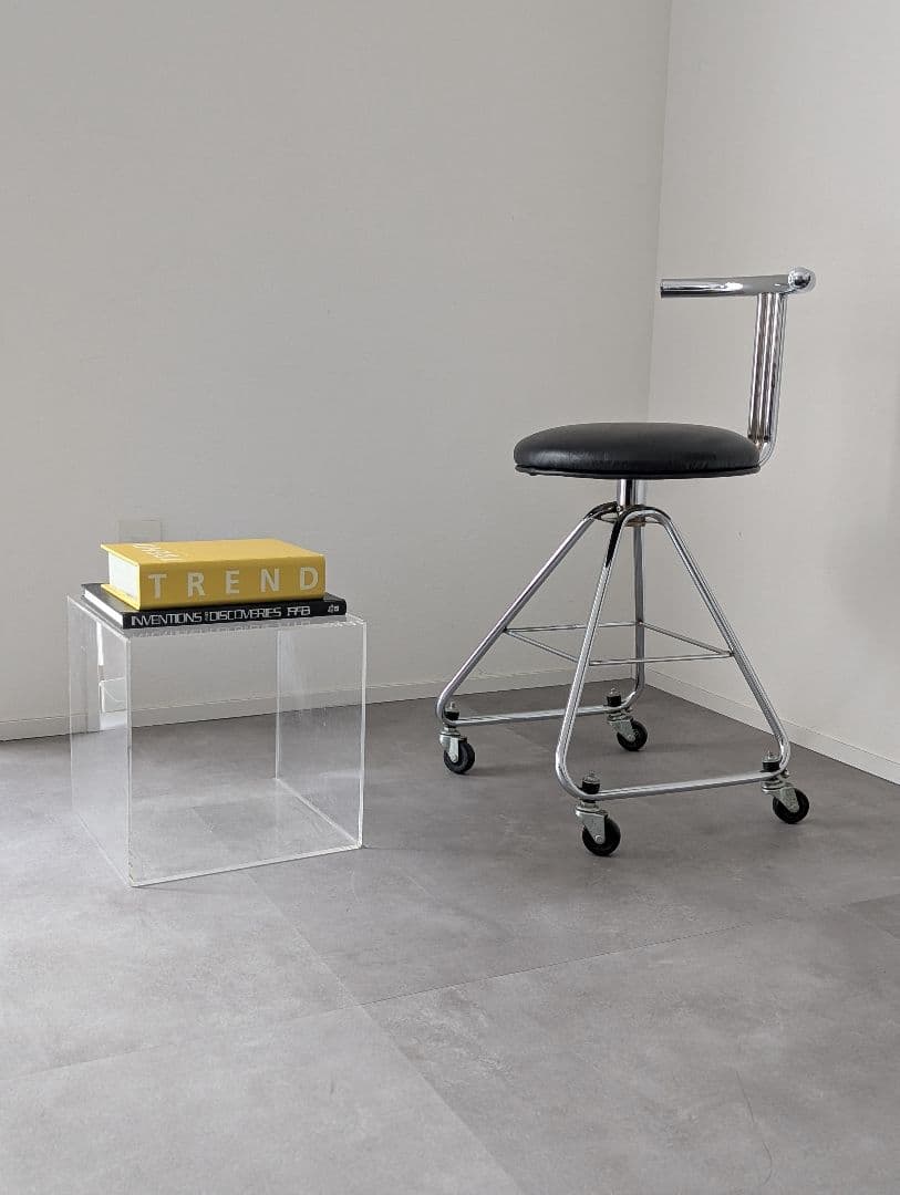 USED/△□ アノニマス ポストモダン デスクチェア ミニマルデザイン