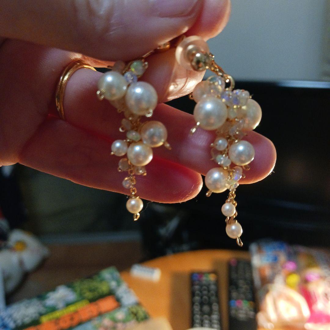 わぁイズ様ご参考。あこやバロック月の雫のピアス14kgf