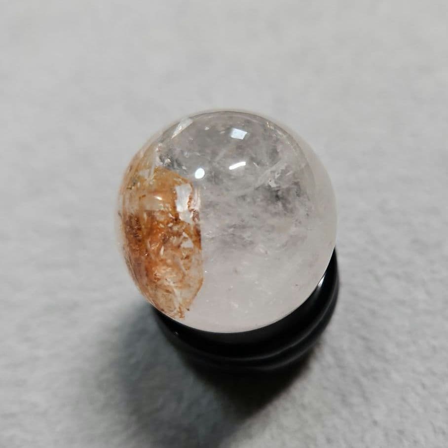 〔特価〕クォーツインクォーツ 27.5mm スフィア ライモナイト入り