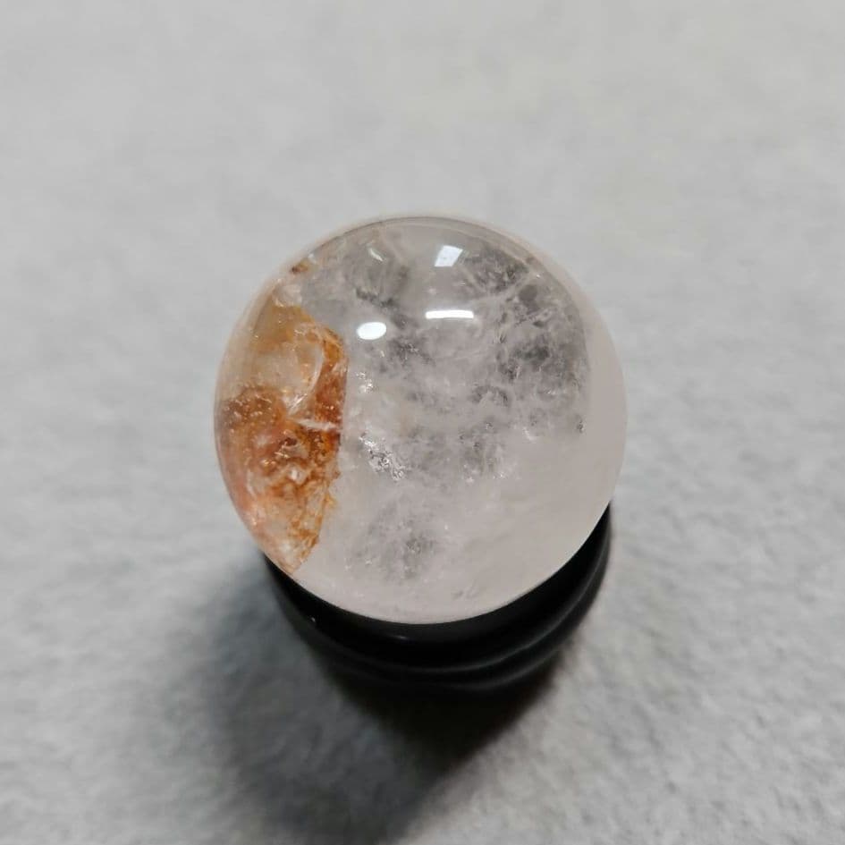 〔特価〕クォーツインクォーツ 27.5mm スフィア ライモナイト入り