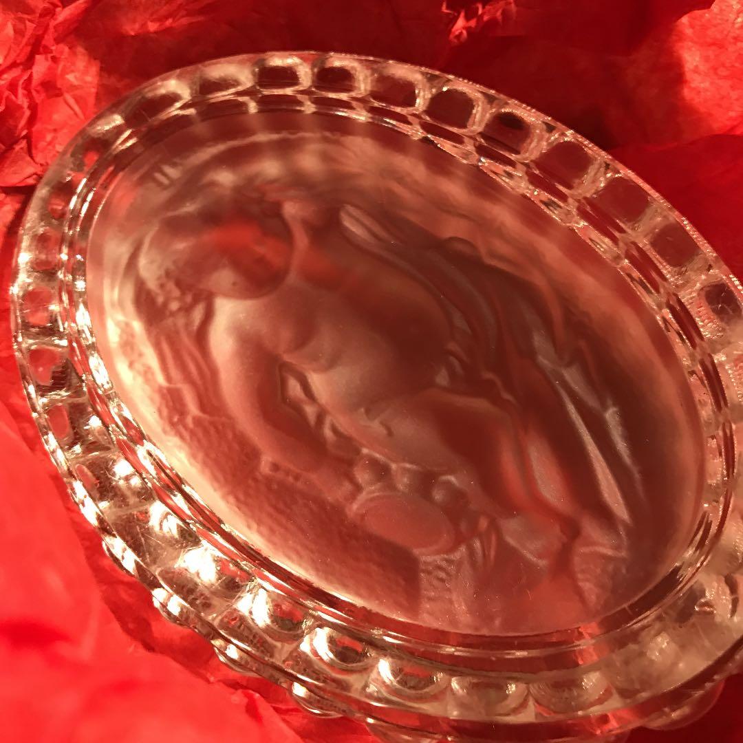 里親募集中　天使の寝姿　old baccarat分厚いペーパーウェイト