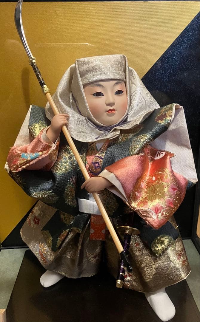 五月人形 伝統的な武士の衣装　橋弁慶 清宝作　日本人形 　ガラスケース付き