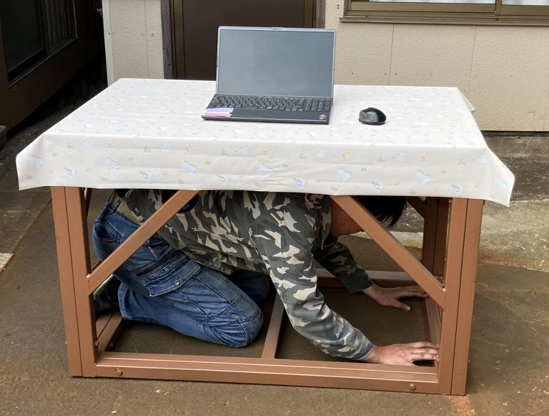 耐震机　勉強机　事務机