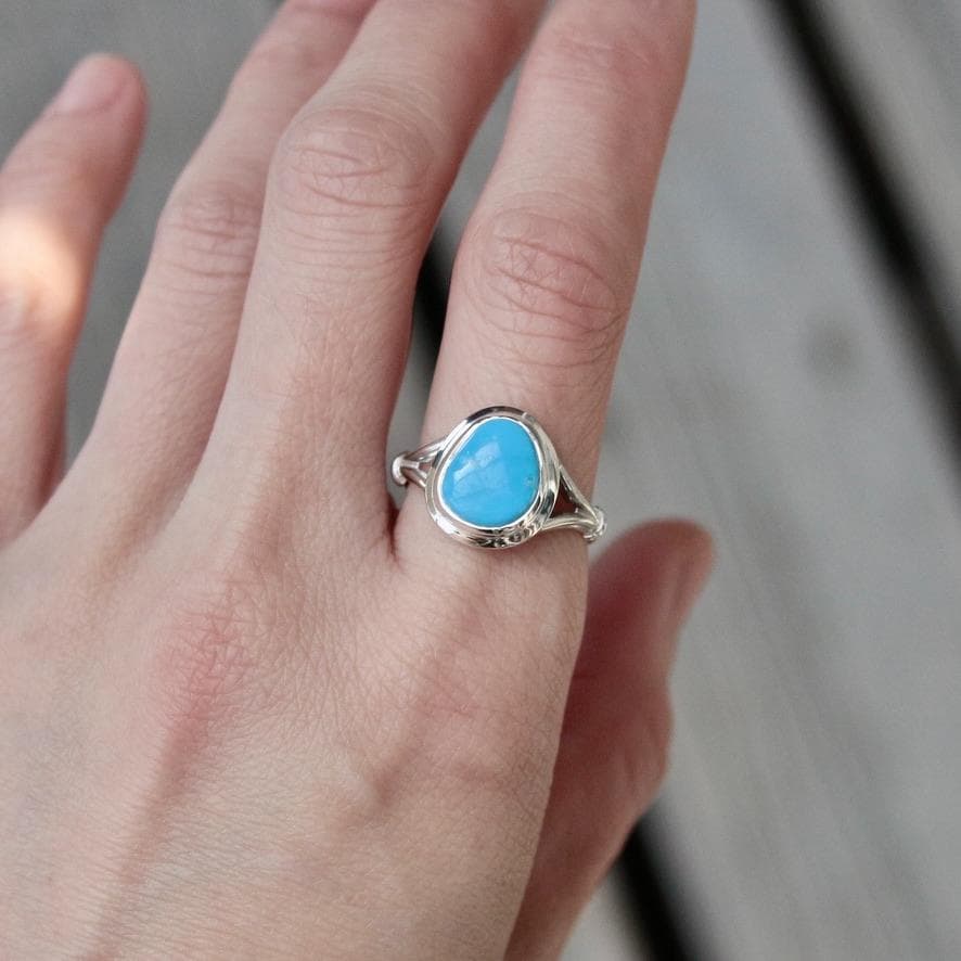 アリゾナ州キングマンターコイズ　リング　Silver925／13.5号