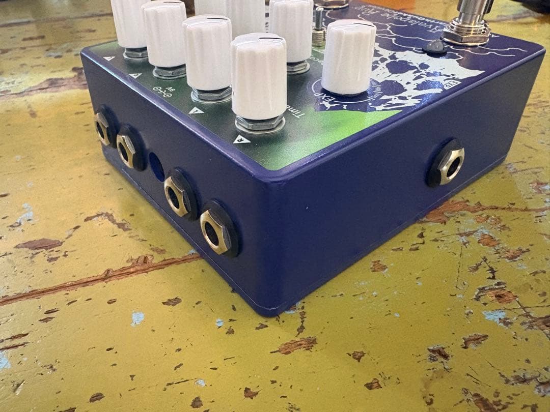 Avalanche Run 限定カラー版 Earthquaker Devices