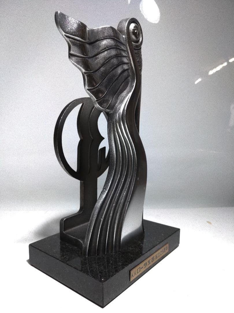 金属製抽象彫刻 KXローサ 置物