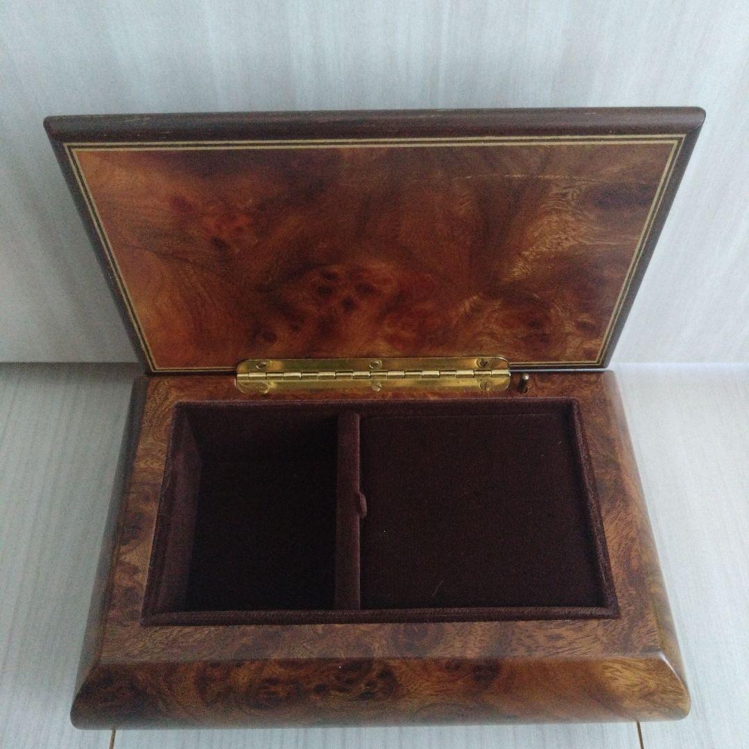 未使用品！スイス製　象嵌アクセサリー小物入れ
