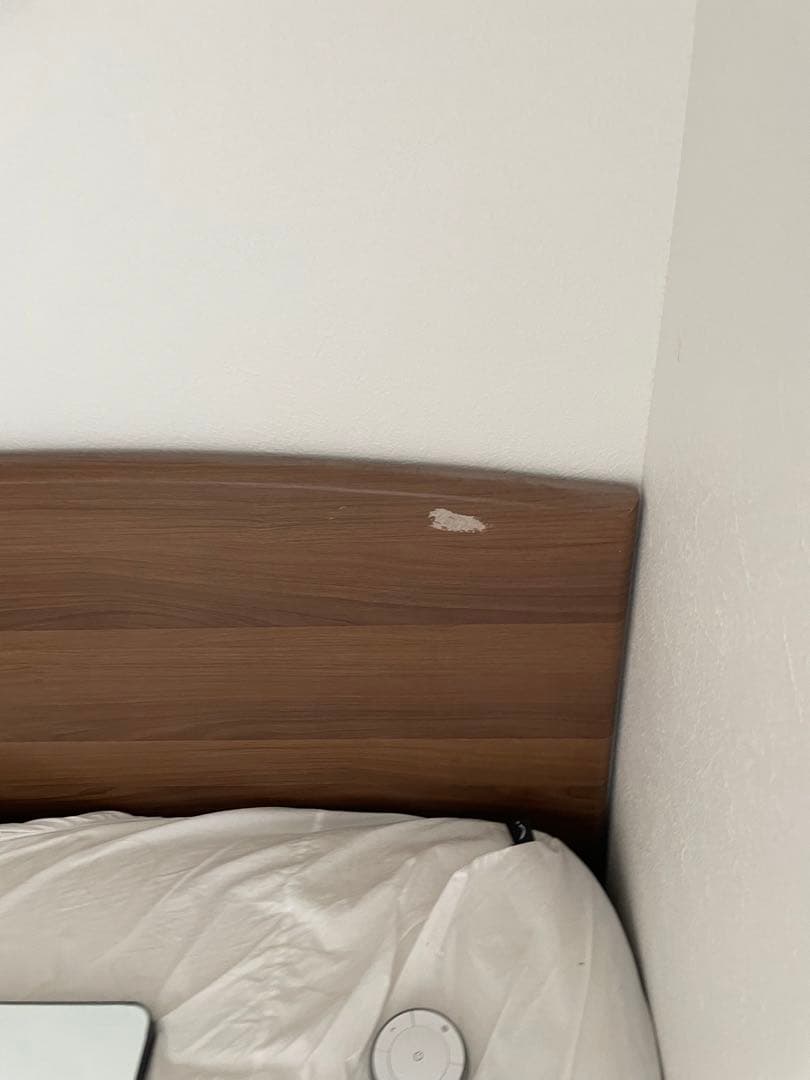 シングルベッド(おそらくニトリのもの)、マットレス