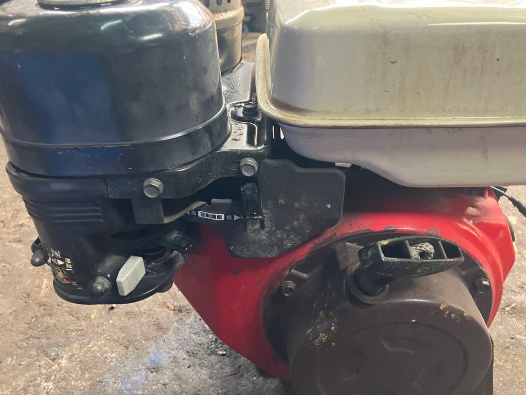 ホンダ除雪機　HS80 GX240 エンジンセット