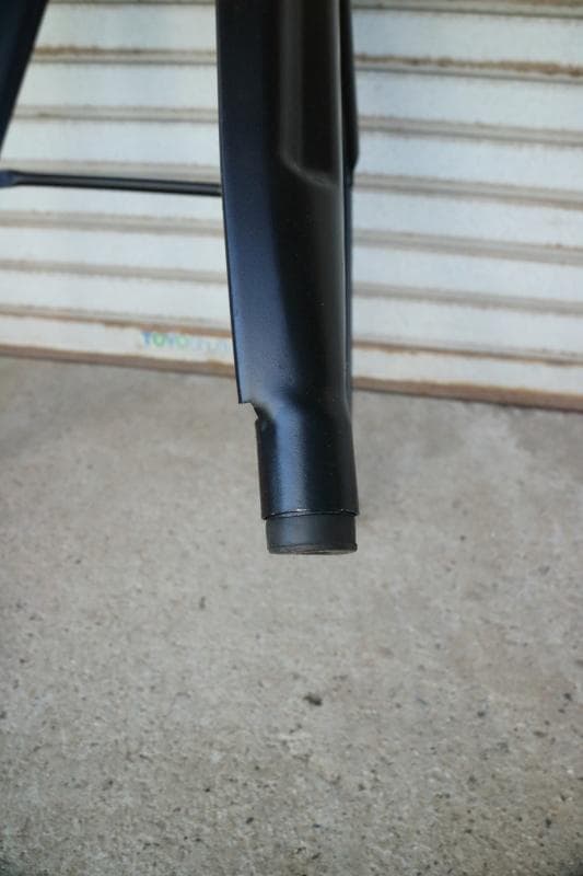 ☆送料無料☆ カウンターチェア / バーチェア / スタッキング / 金属製 B