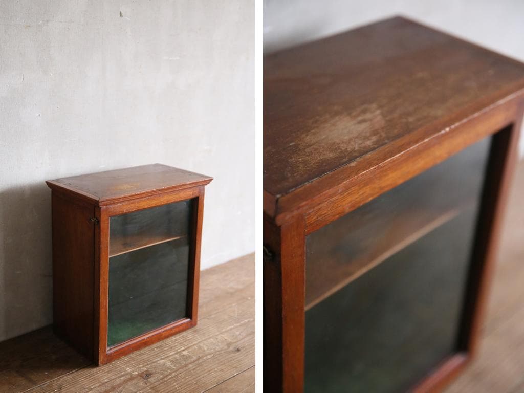 英国アンティーク木製ディスプレイキャビネット/ショーケース/飾り棚(79-133