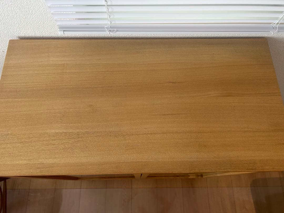 無印良品　脚付きガラス扉キャビネット