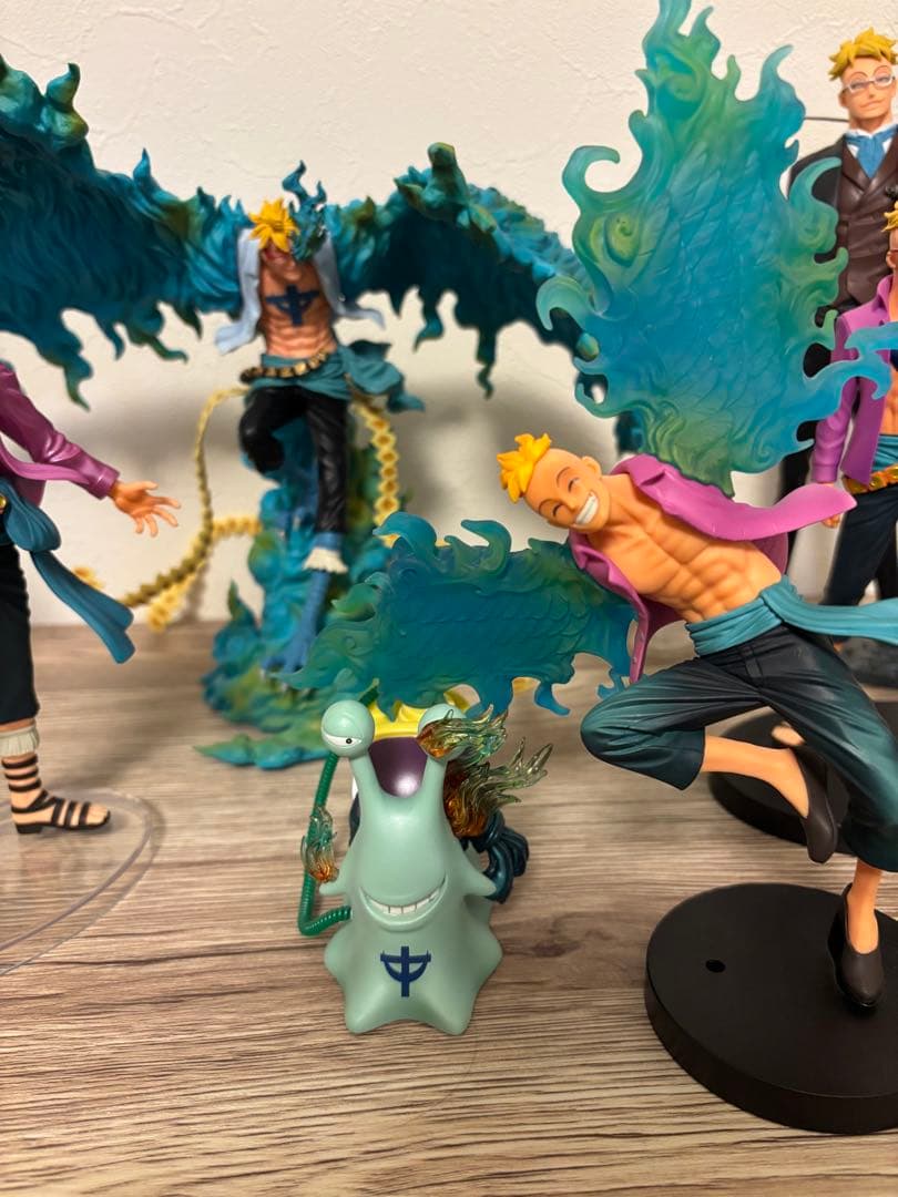 不死鳥マルコ　フィギュアセット　(日曜日まで大幅お値下げ)