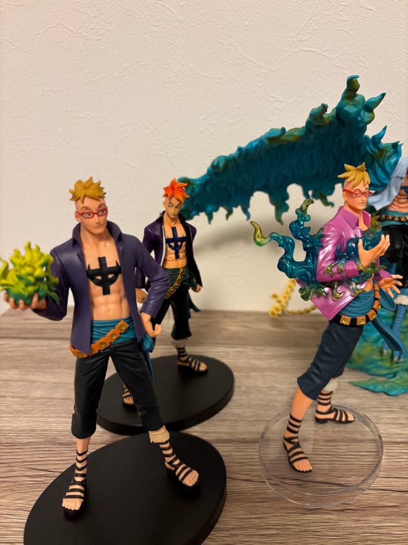 不死鳥マルコ　フィギュアセット　(日曜日まで大幅お値下げ)