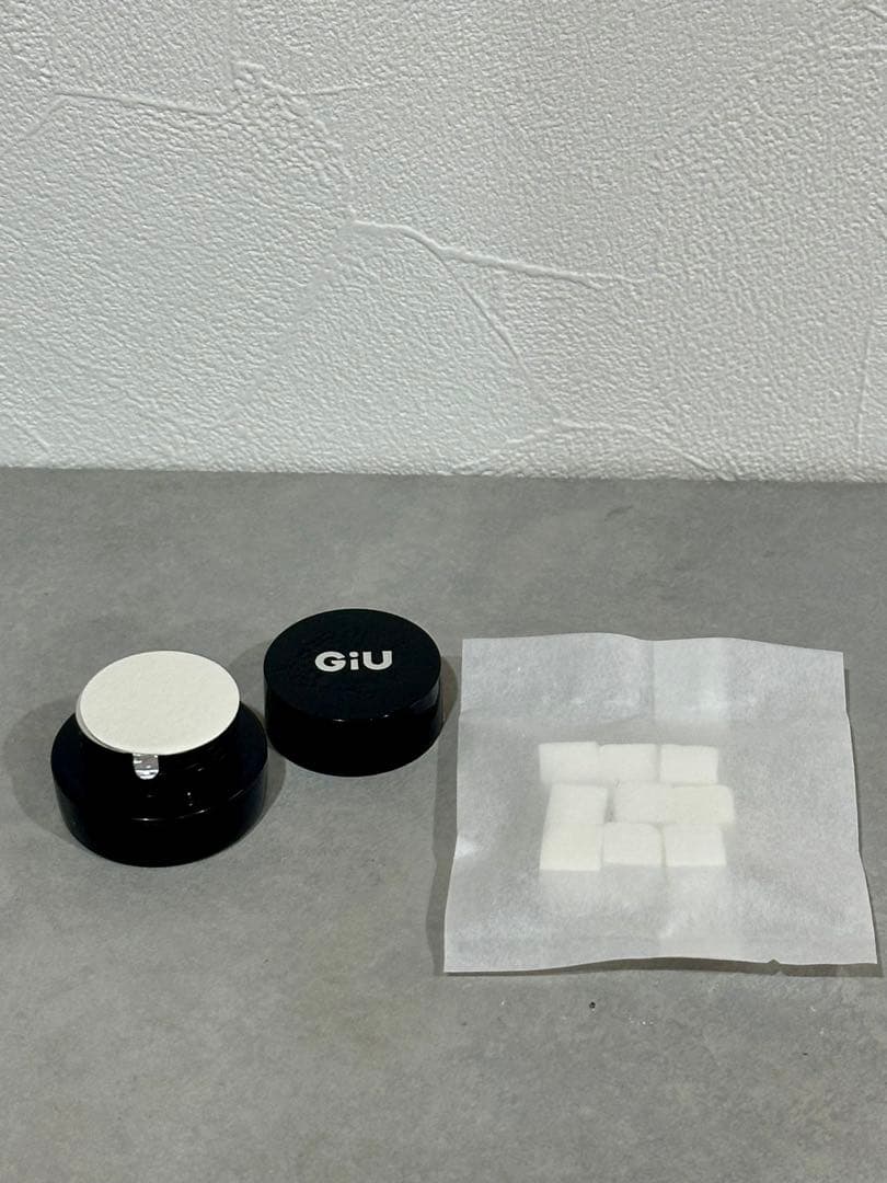 GiU ブランドローンチ記念の特別なBOXセット