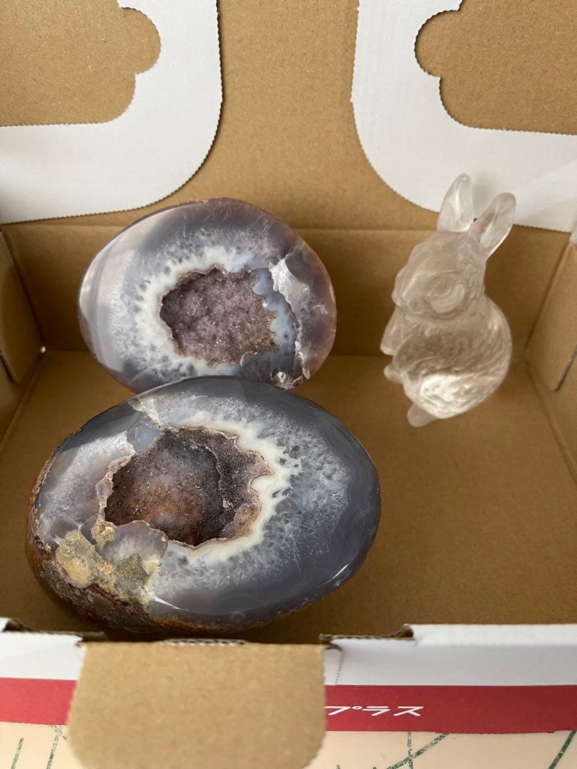 天然石　トレジャー瑪瑙聚宝盆 と　高透明　綺麗　水晶うさぎ　バラ可