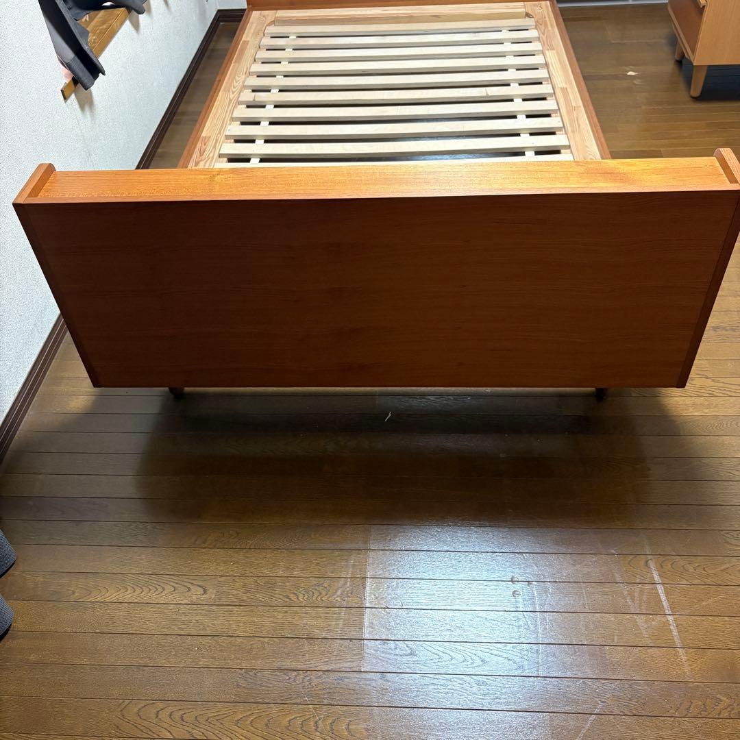 unico / ウニコ　 ALBERO / アルベロ　セミダブルベッド