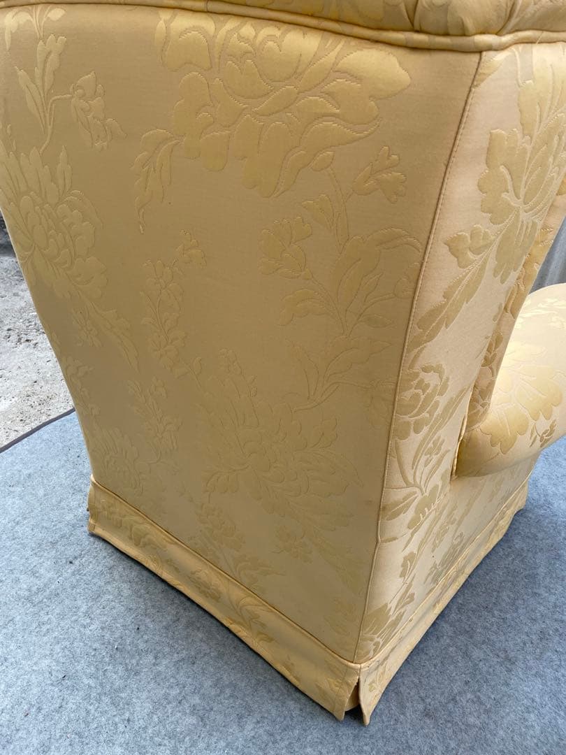 割と綺麗　メーカー不明　アンティーク？1人掛け　ソファ