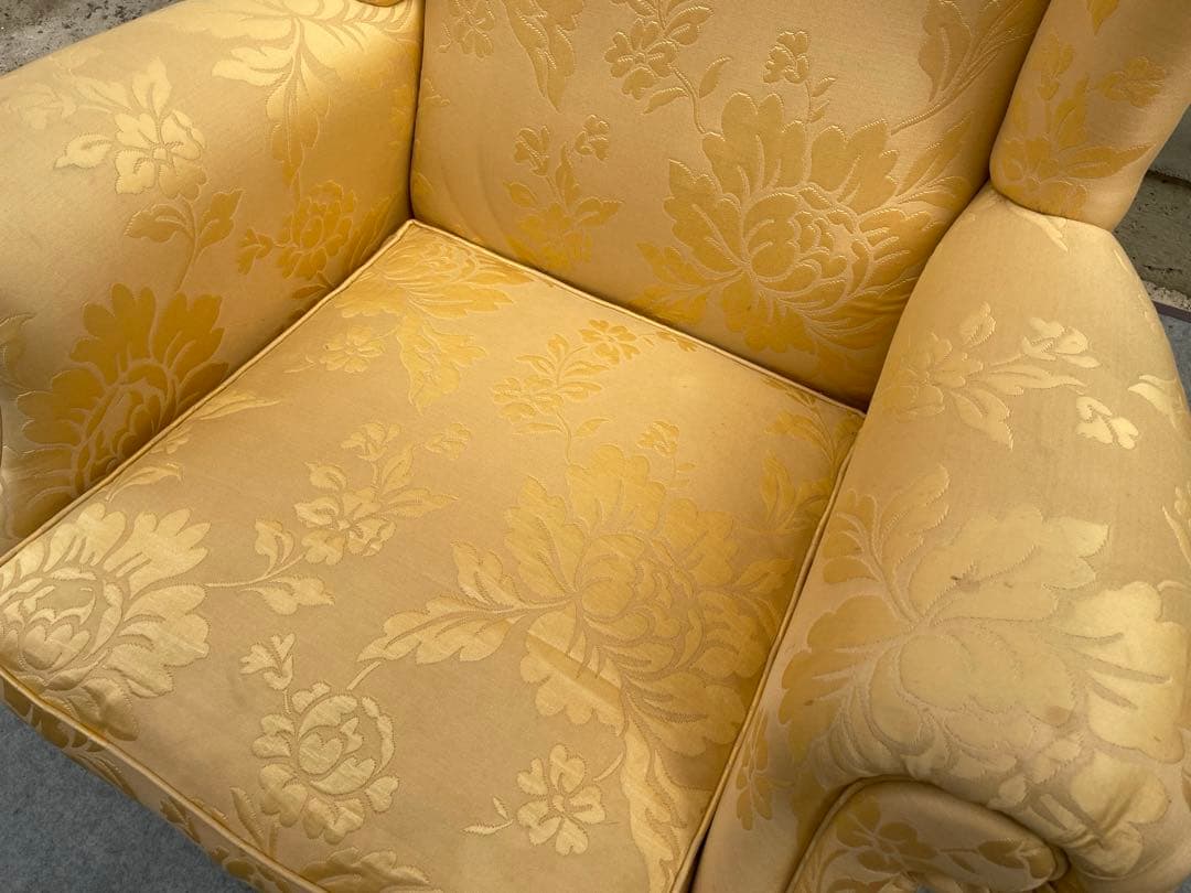 割と綺麗　メーカー不明　アンティーク？1人掛け　ソファ