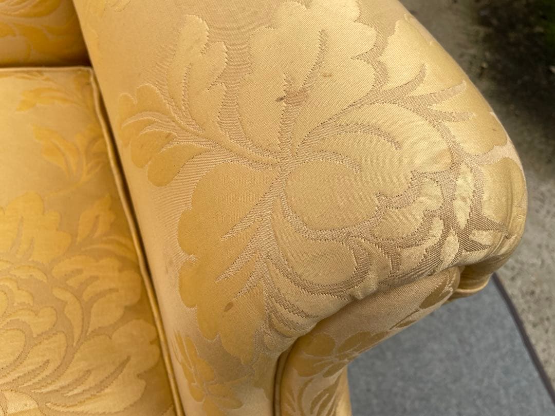 割と綺麗　メーカー不明　アンティーク？1人掛け　ソファ