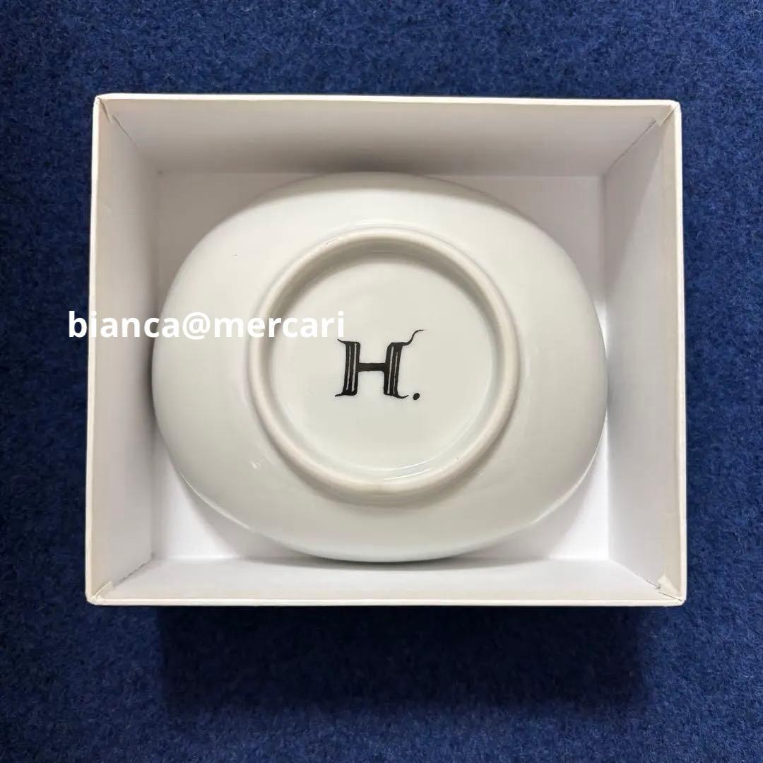 ボリス雑貨店 ヒグチユウコ プレート 丸型 ラウンド 非売品 ニャンコ アノマロ