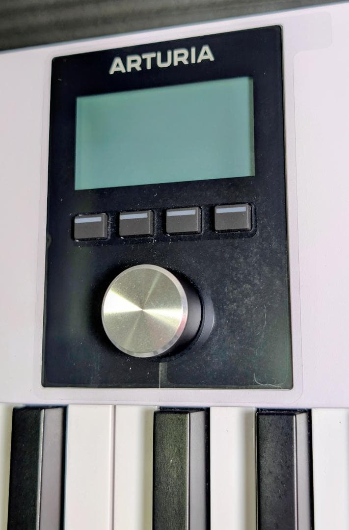 本物ピアノ打感 ARTURIA KeyLab Essential MK3 88鍵