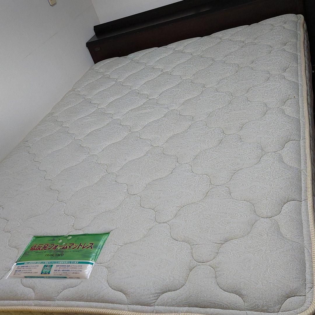 フランスベッド　ダブル　マットレス＆フレーム（引出しタイプ、コンセント付）