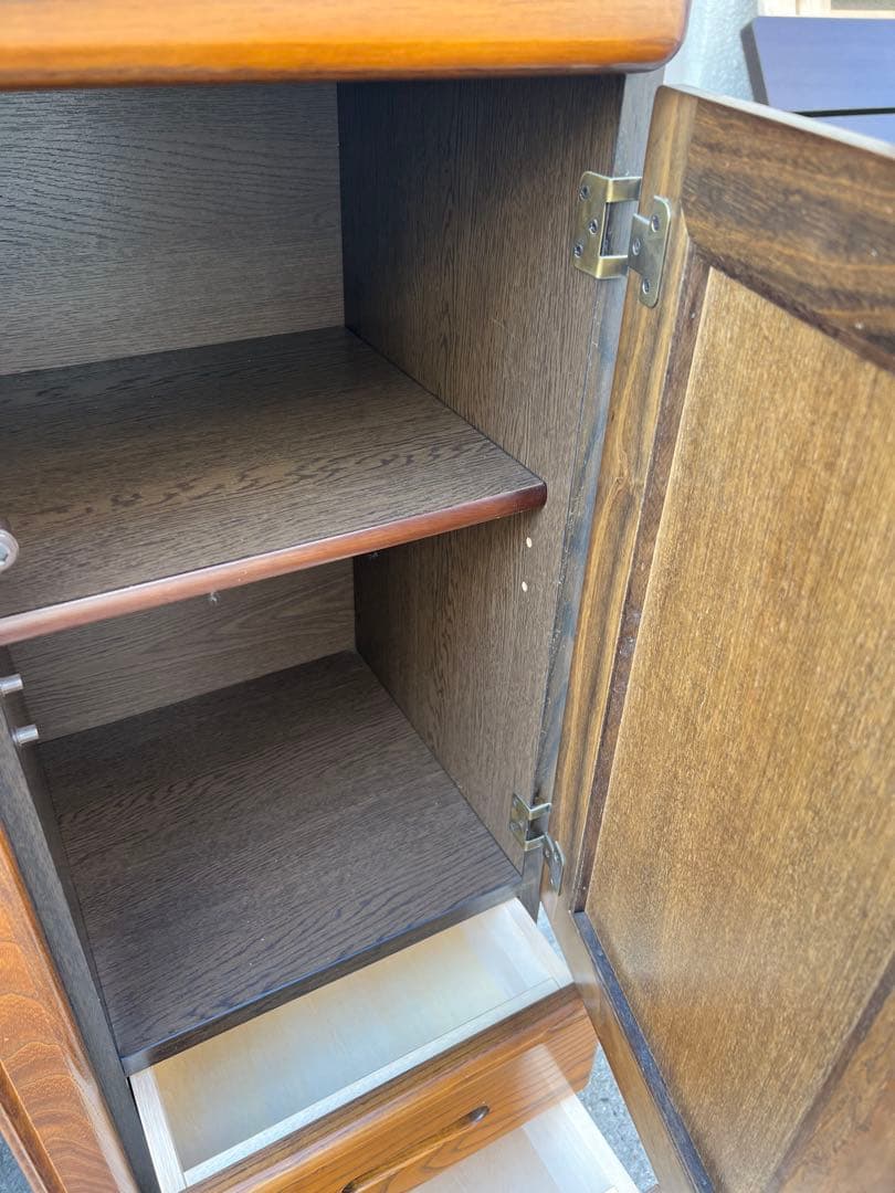 A745♠️アンティーク木製サイドボード リビングボード 飾り棚