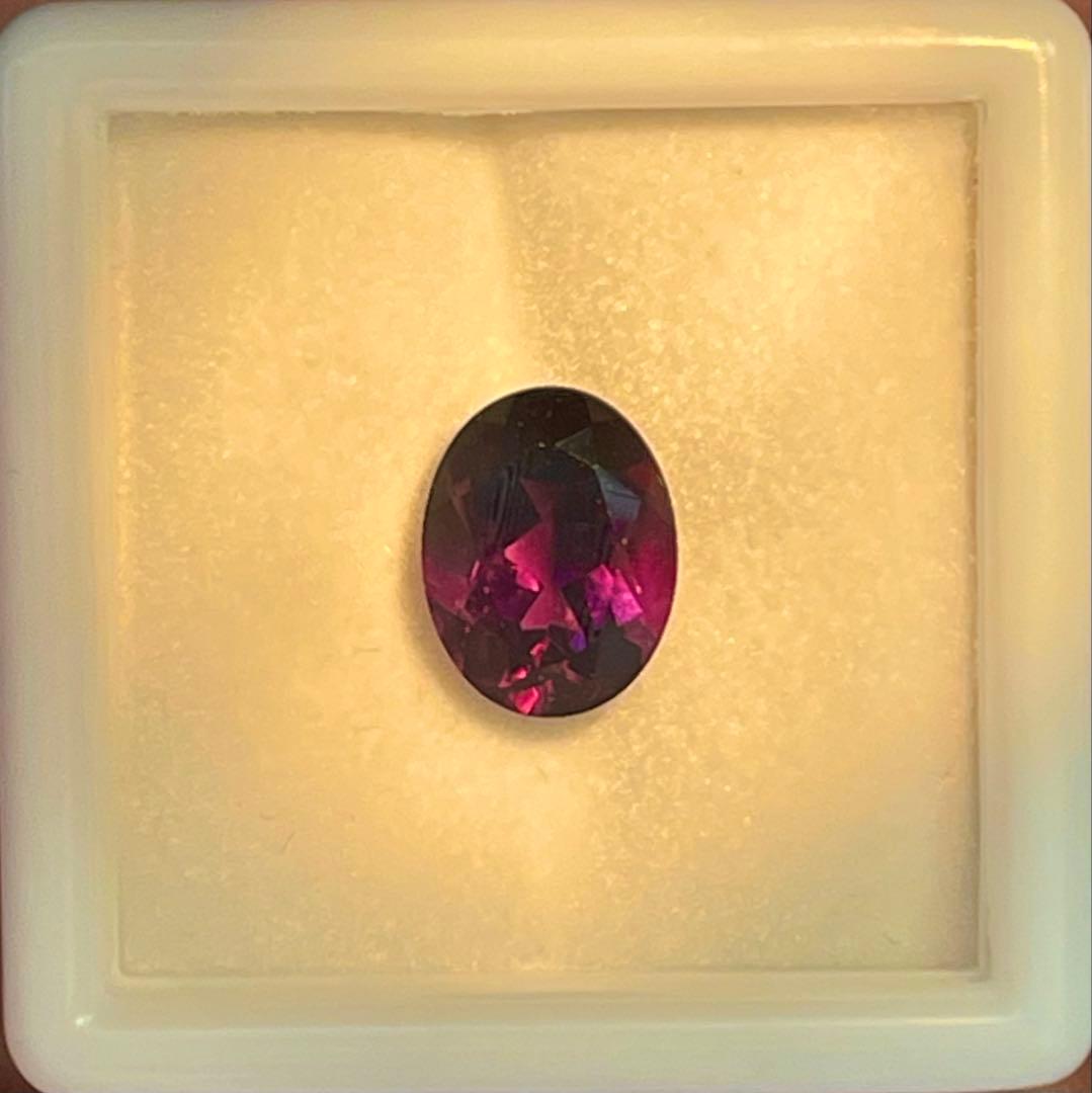 宝石ルース 『とても希少なカシャライ産！』天然カラーチェンジアメジスト ソ付