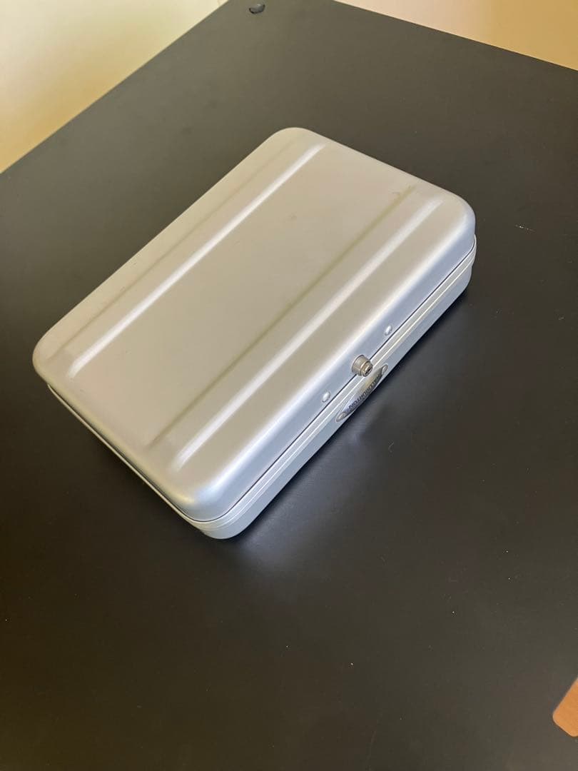 ZERO HALLIBURTON アルミ　シガーケース