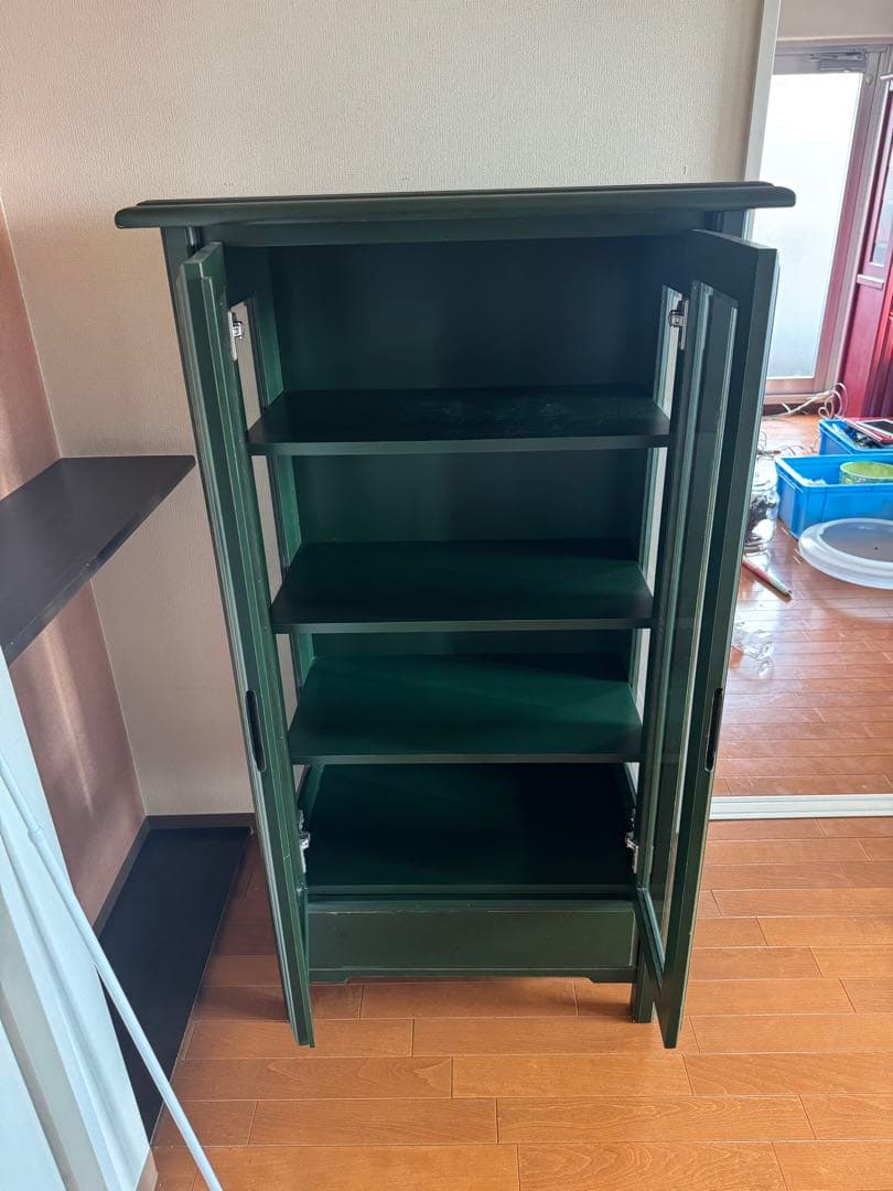 ☆アンティーク家具 グリーン木製ガラス扉キャビネット