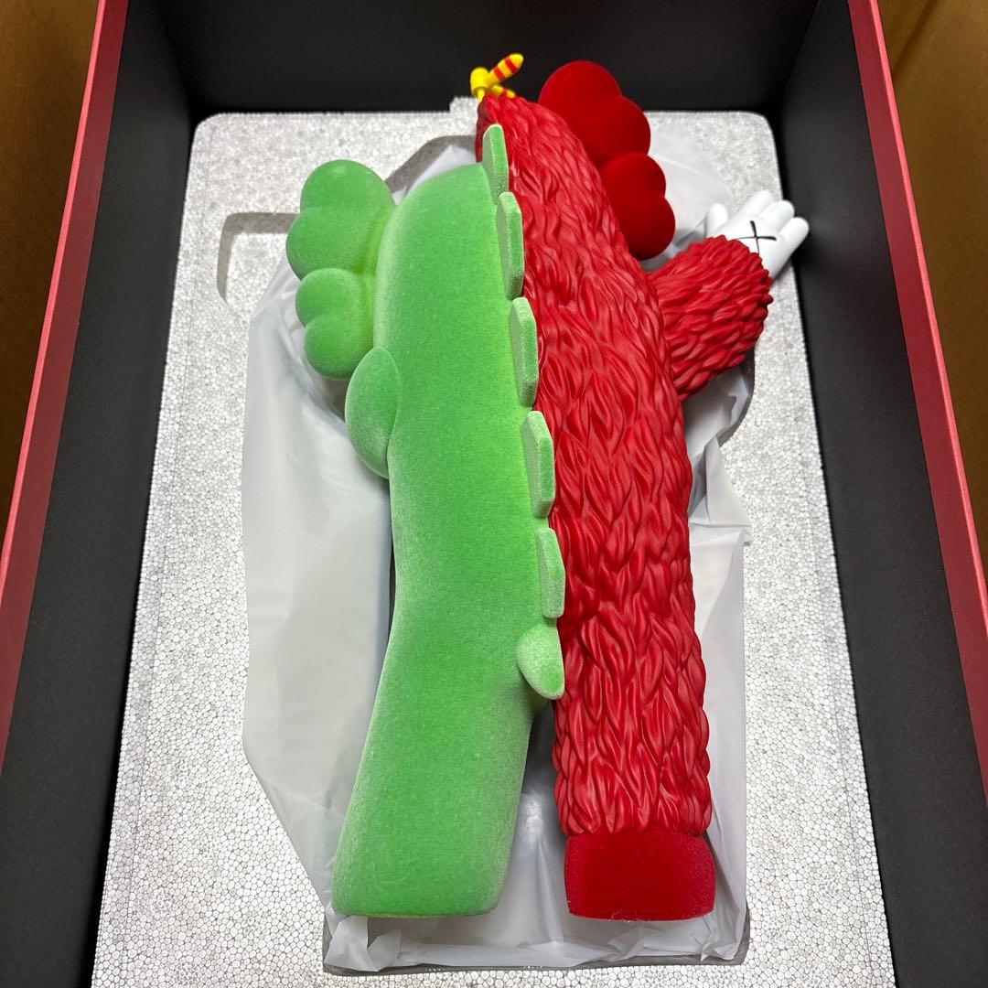 KAWS KACHAMUKKU フィギュア