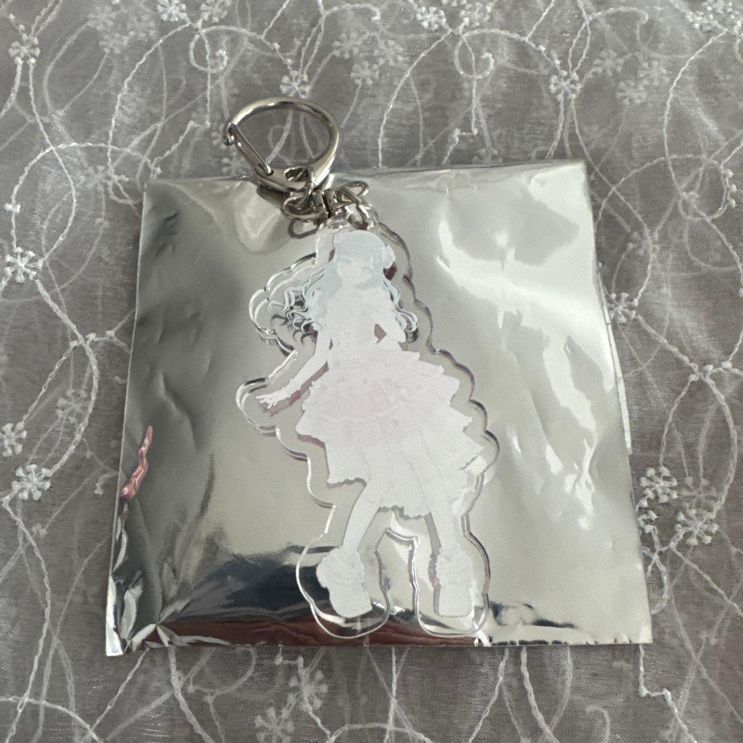 iON! 恋春ねね アクリルキーホルダー - メルカリ