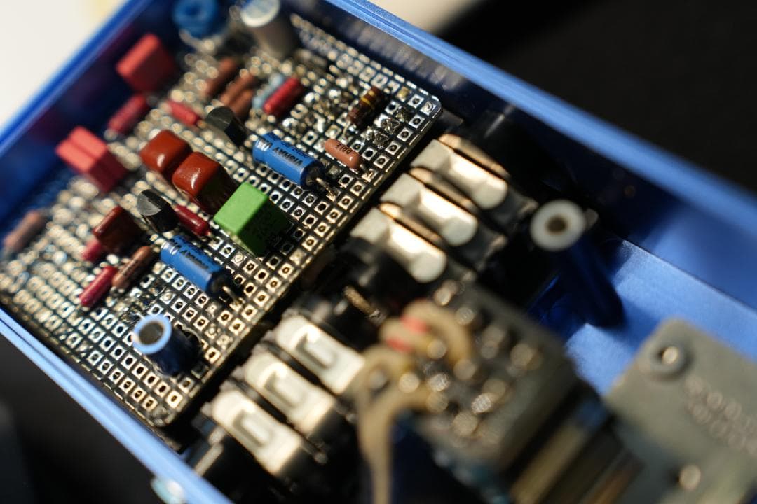 ギター #1 BLEU OD Phantom EVR