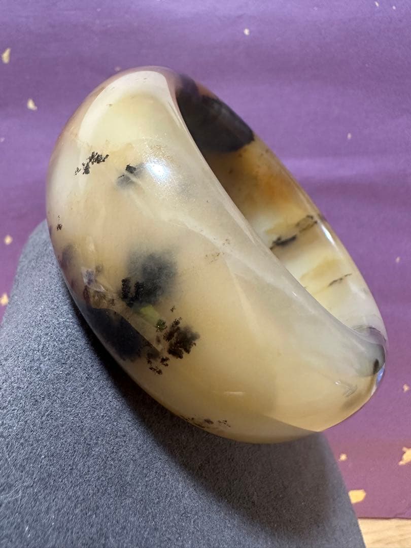 春節祭　虎皮草花バングル　シャー太翠バングル　金運　天然石