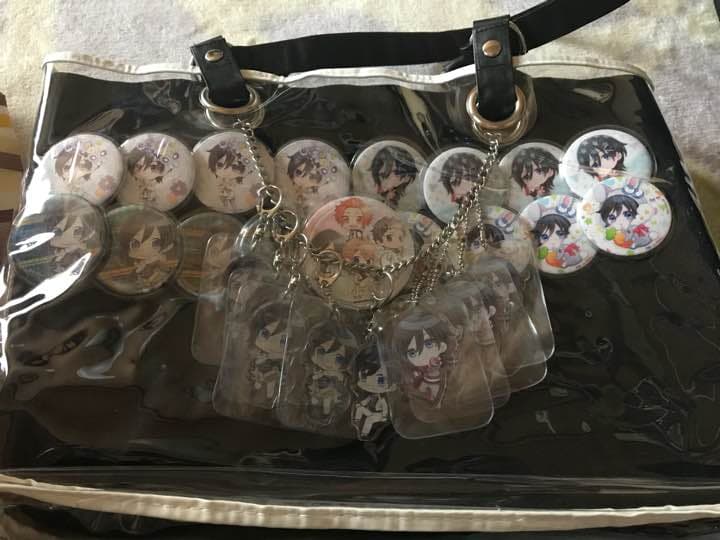 白スーツ 缶バッジ Bプロ 唯月 痛バ - メルカリ