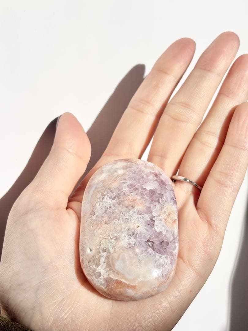 《希少グラデ赤入り・高品質》ピンクアメジスト×フラワーアゲート　パーム　握り石