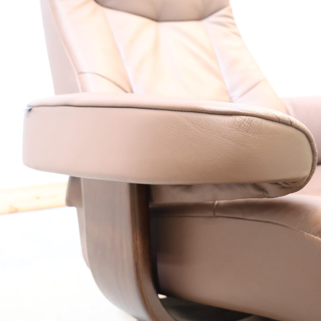 イエリアーダ フィヨルド 本革 リクライニングチェア オットマン レザー