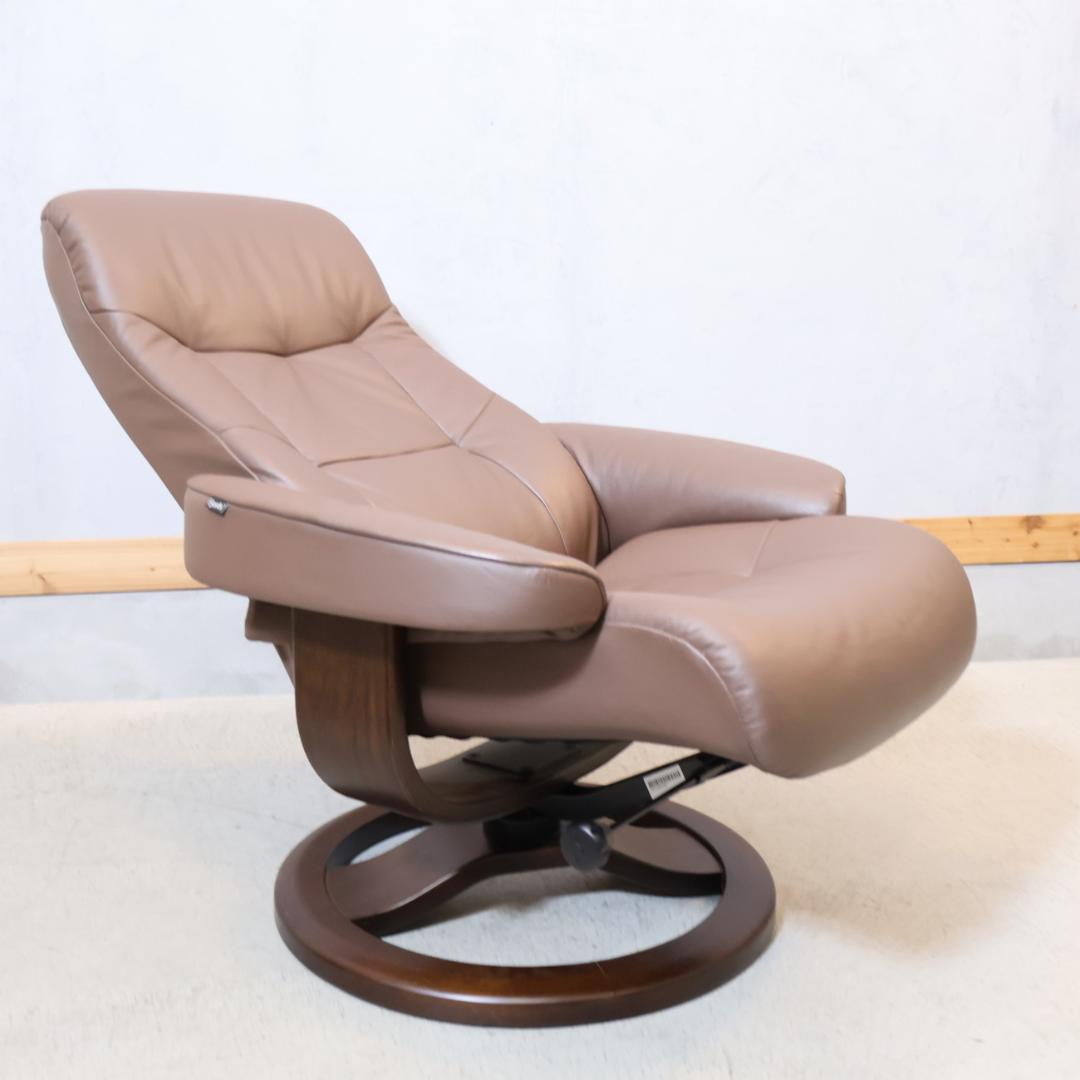 イエリアーダ フィヨルド 本革 リクライニングチェア オットマン レザー