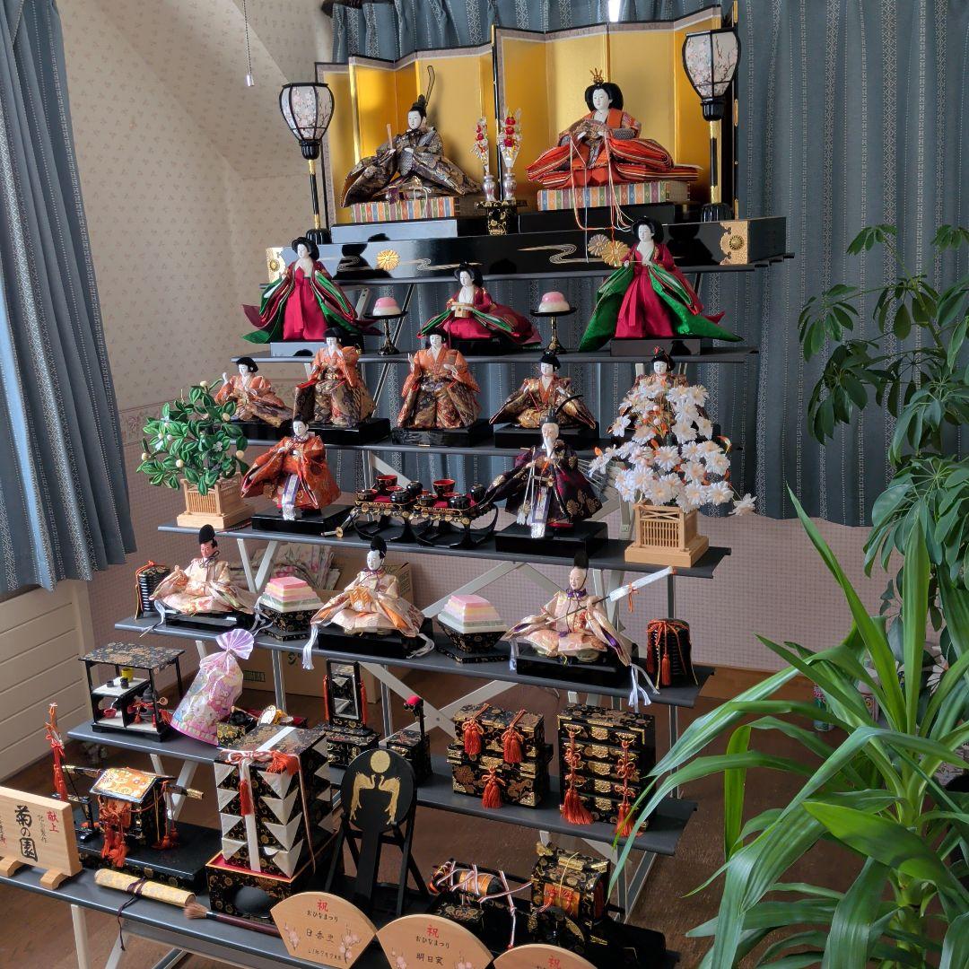 雛人形７段飾り　お値段交渉いたします。