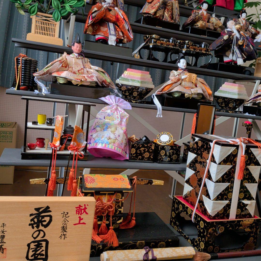 雛人形７段飾り　お値段交渉いたします。