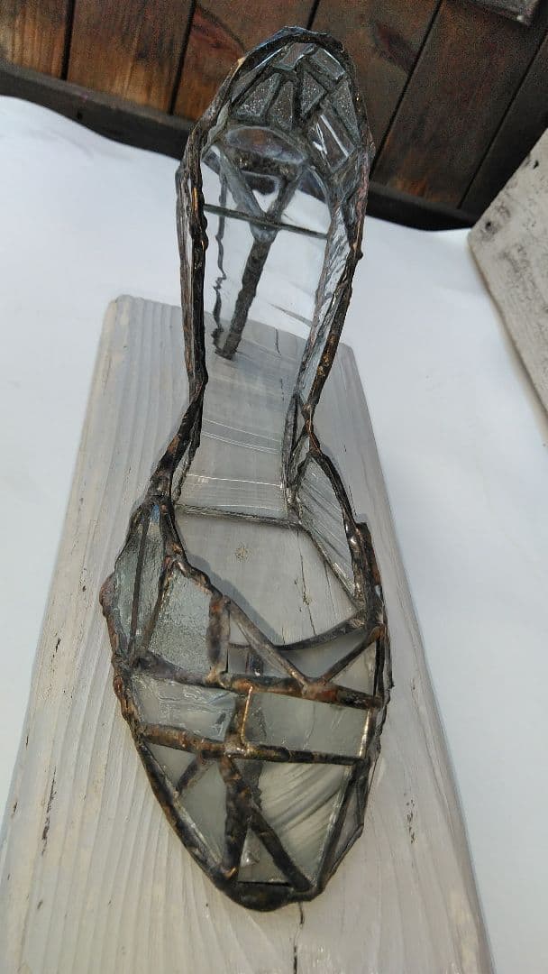 ステンドグラス「ガラスの靴」