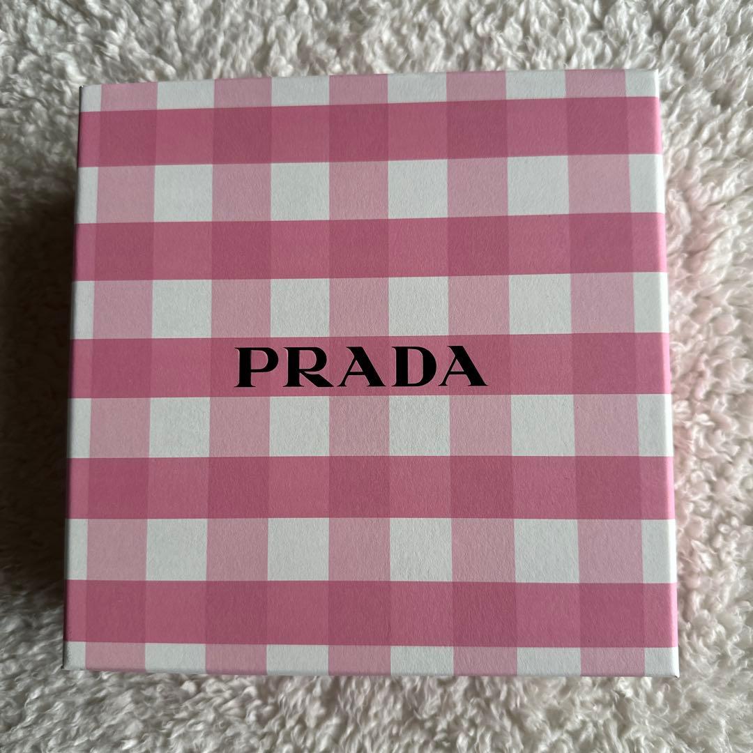 PRADA プラダ PRADA BEAUTY プラダビューティー ノベルティ - メルカリ