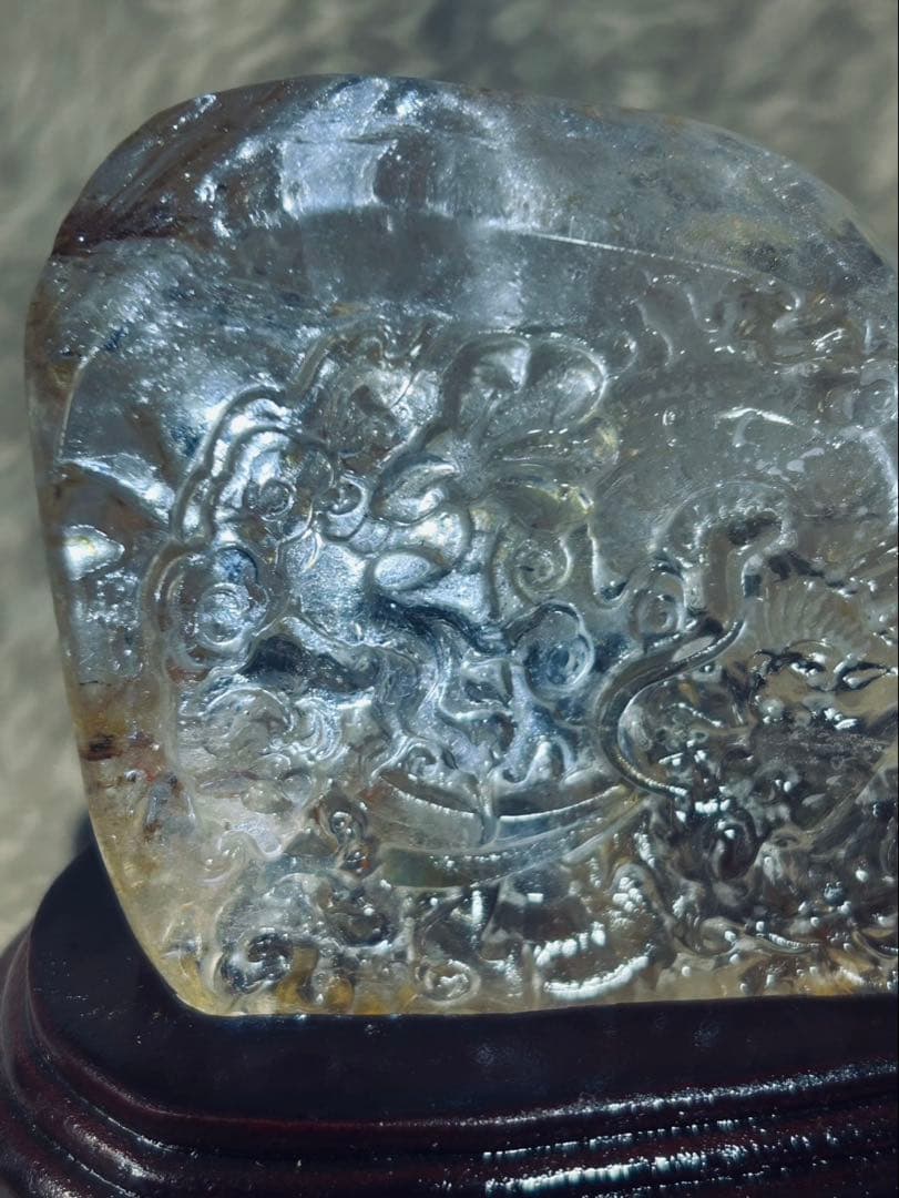 高品質 龍の彫刻 台座付き水晶ヒーラー共生 天然石