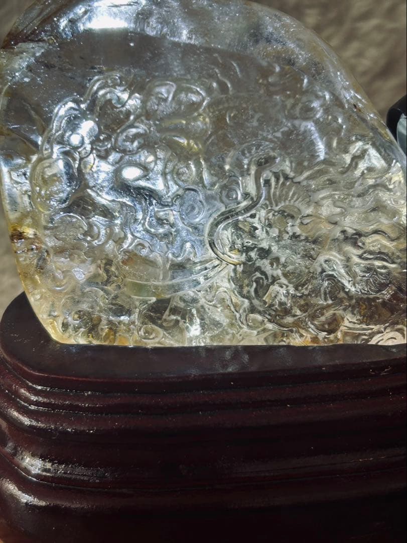 高品質 龍の彫刻 台座付き水晶ヒーラー共生 天然石